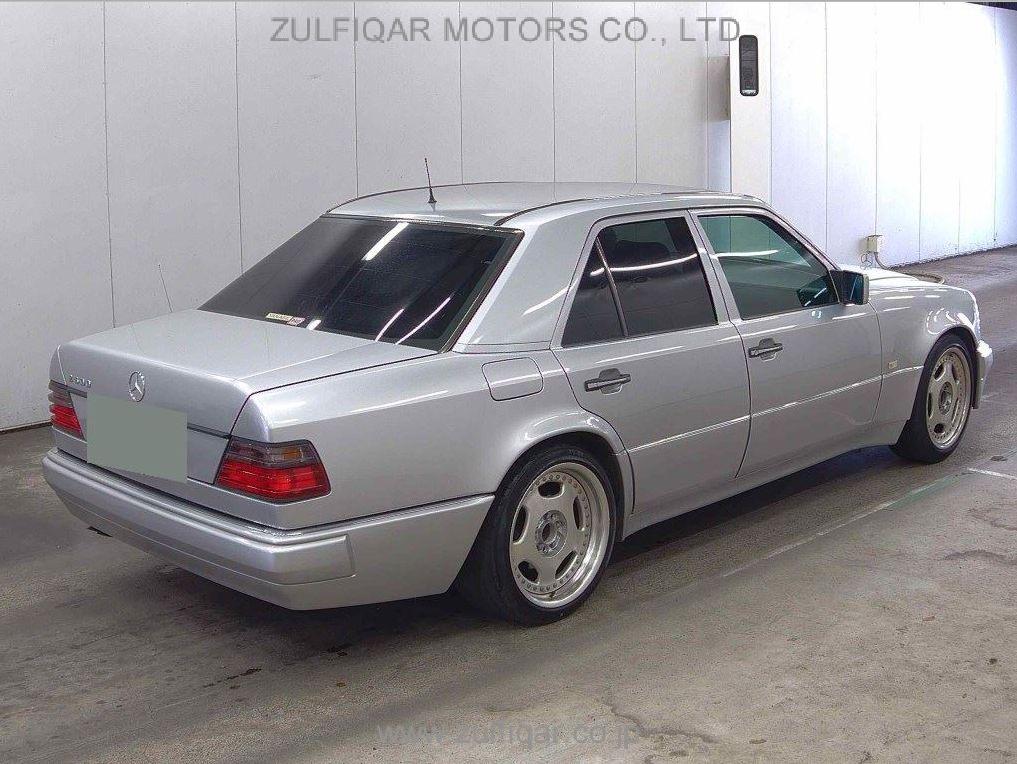 MERCEDES BENZ E CLASS 1995 Image 5