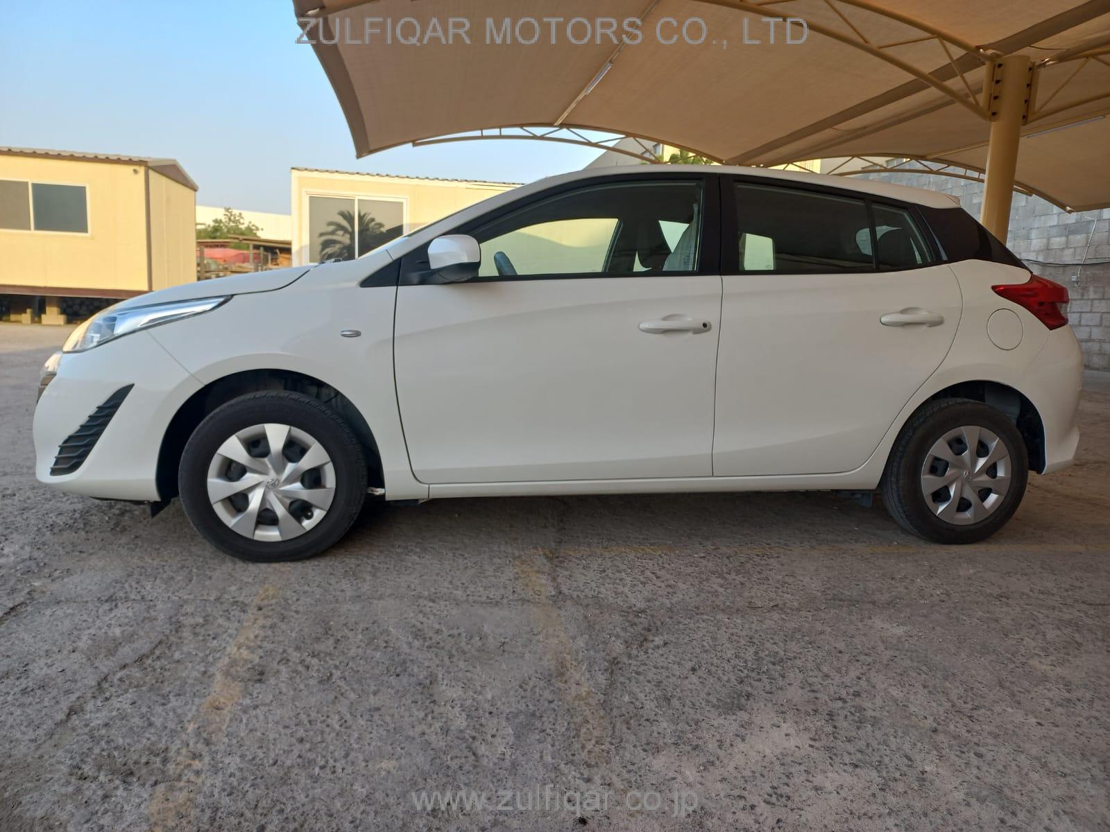 TOYOTA YARIS 2019 Image 2