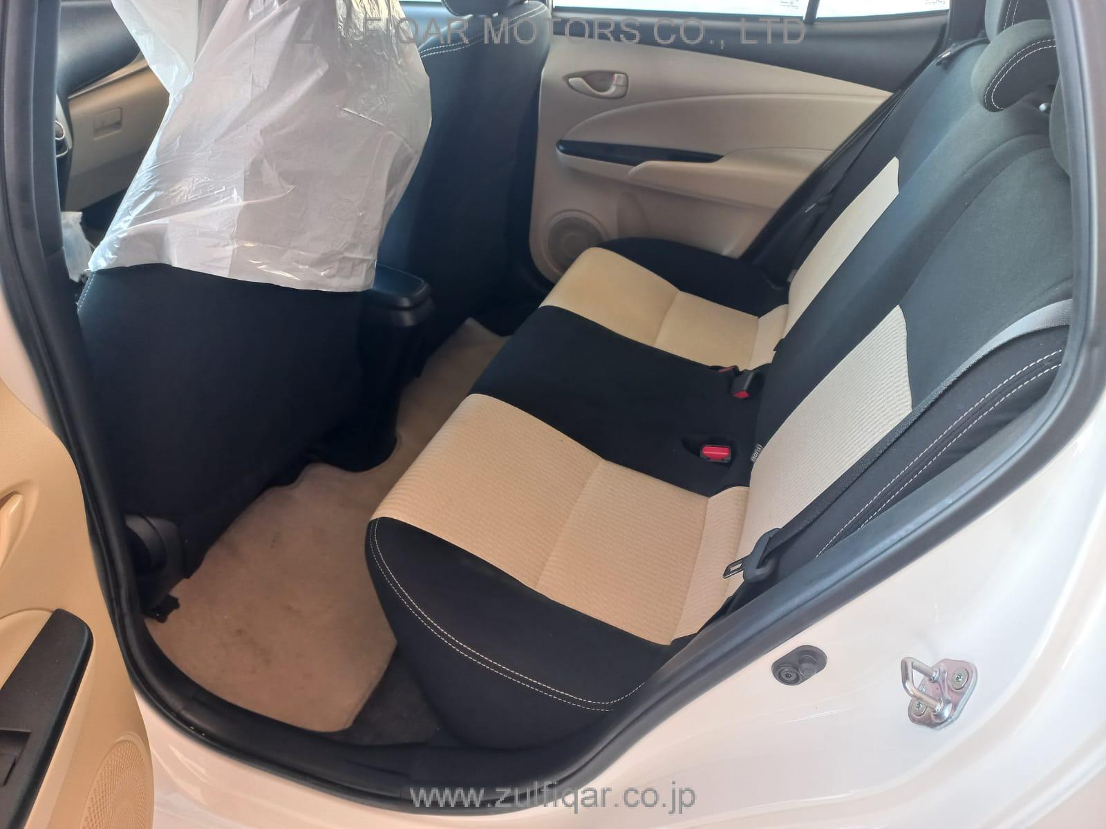 TOYOTA YARIS 2019 Image 21