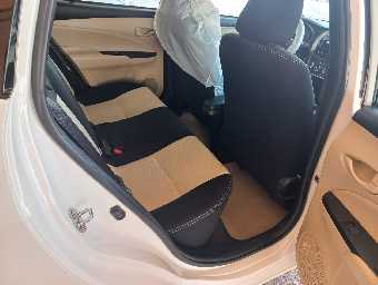 TOYOTA YARIS 2019 Image 16