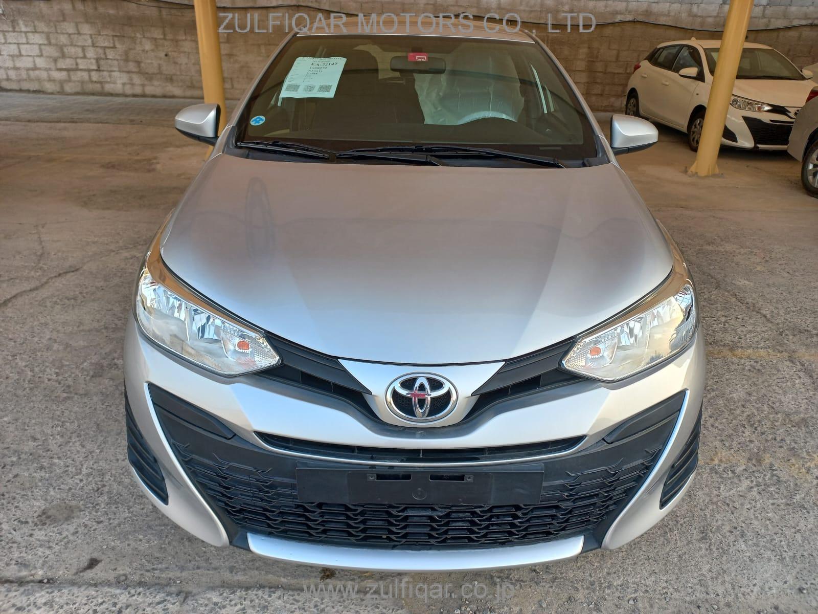 TOYOTA YARIS 2019 Image 8
