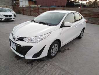 TOYOTA YARIS 2019 Image 2