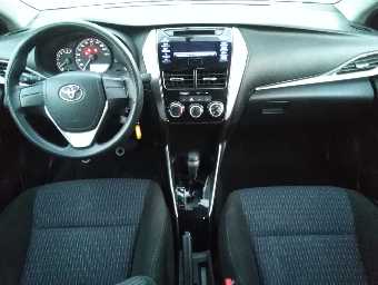 TOYOTA YARIS 2019 Image 11