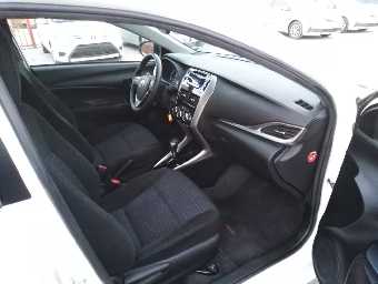TOYOTA YARIS 2019 Image 13