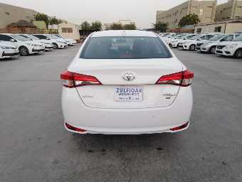 TOYOTA YARIS 2019 Image 8