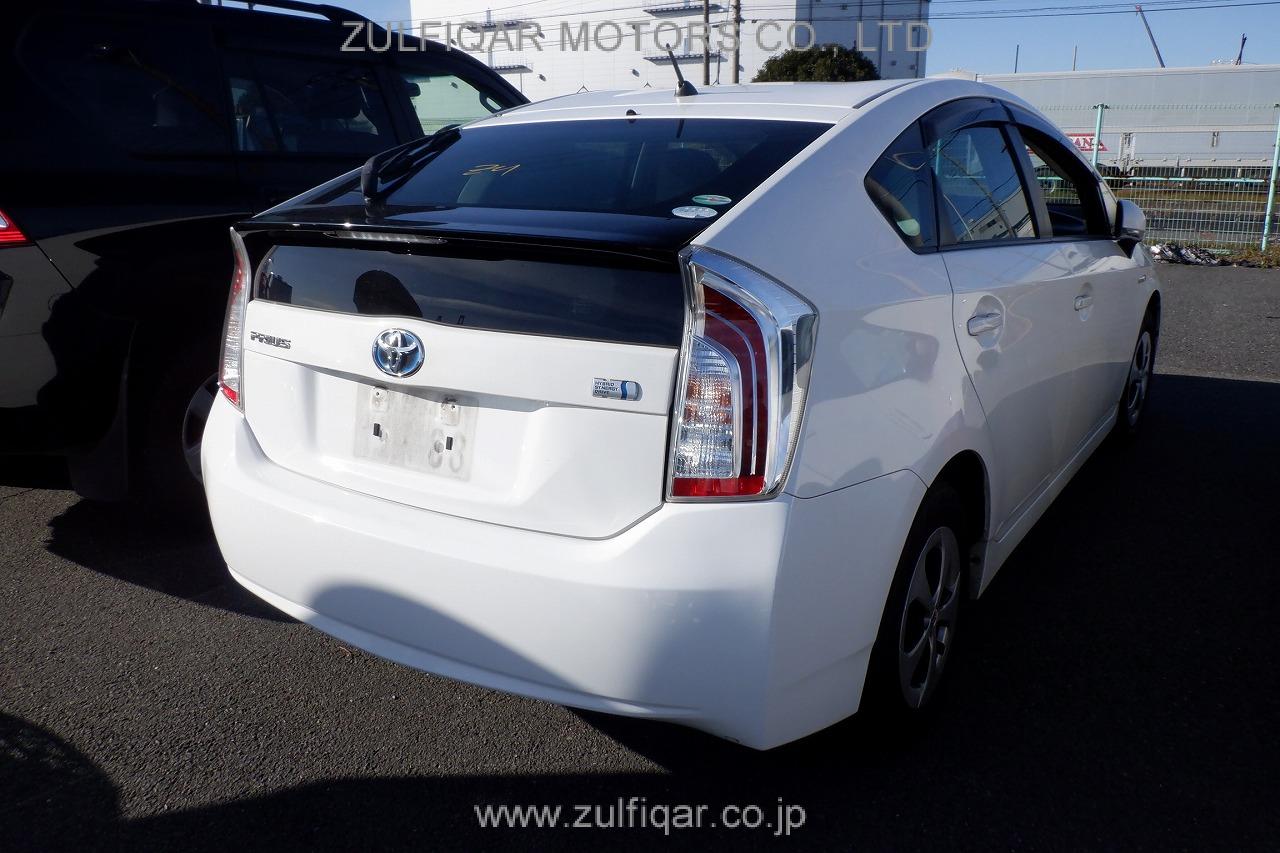 TOYOTA PRIUS 2015 Image 21