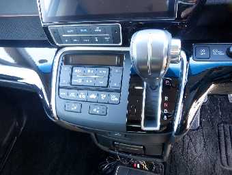 HONDA STEPWGN SPADA 2018 Image 14