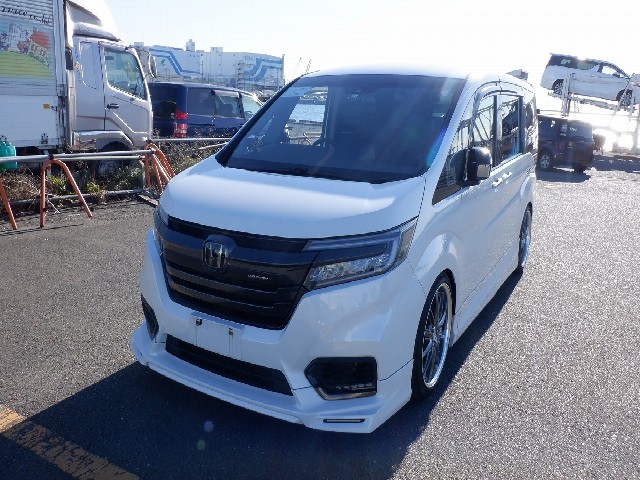 HONDA STEPWGN SPADA 2018 Image 27