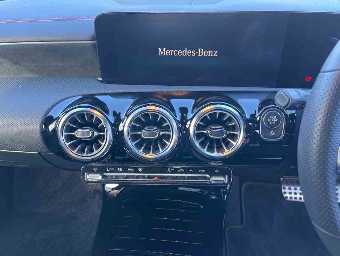 MERCEDES BENZ CLA CLASS 2021 Image 7