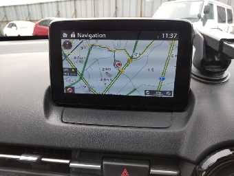 MAZDA DEMIO 2017 Image 9