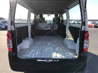 NISSAN NV350 CARAVAN 2016 Image 8