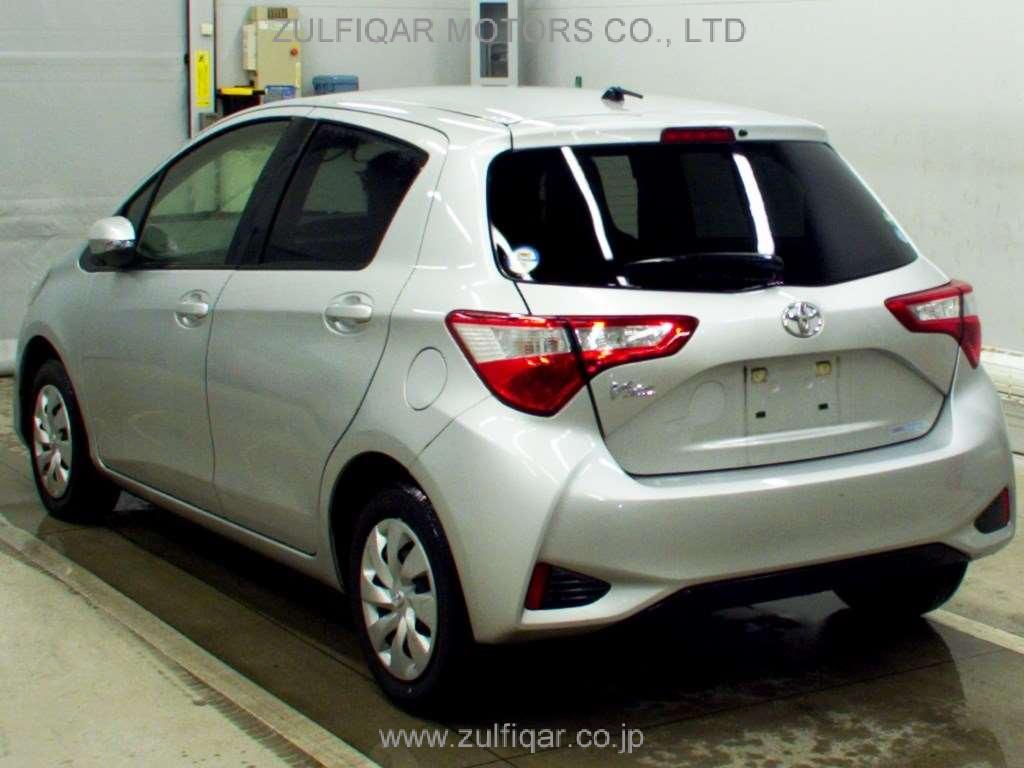 TOYOTA VITZ 2019 Image 4