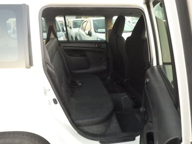 TOYOTA PROBOX 2017 Image 21