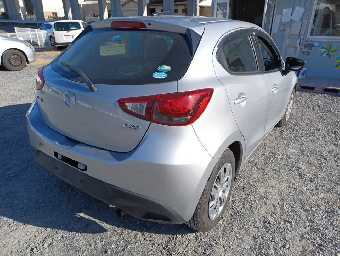 MAZDA DEMIO 2017 Image 2