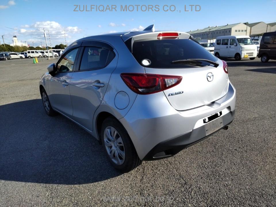 MAZDA DEMIO 2017 Image 4