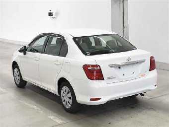 TOYOTA COROLLA AXIO 2017 Image 2