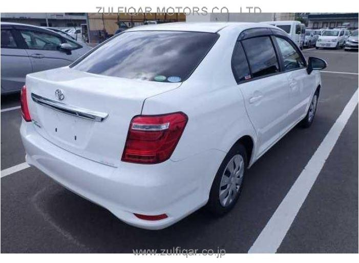 TOYOTA COROLLA AXIO 2017 Image 2