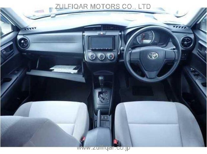 TOYOTA COROLLA AXIO 2017 Image 4