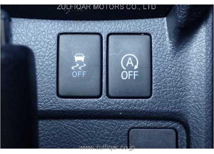 TOYOTA COROLLA AXIO 2017 Image 7