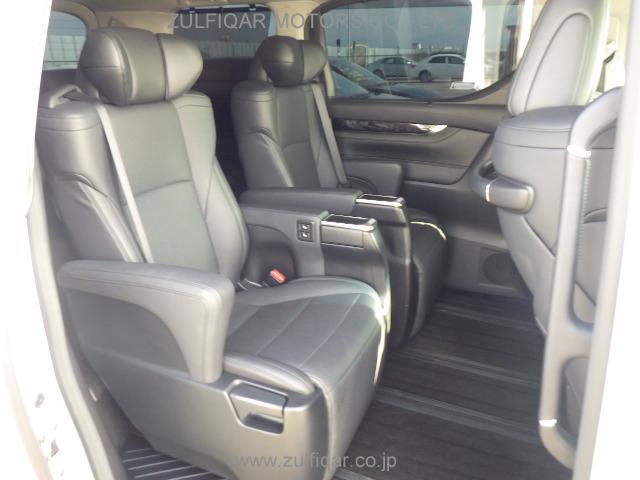 TOYOTA ALPHARD 2019 Image 10