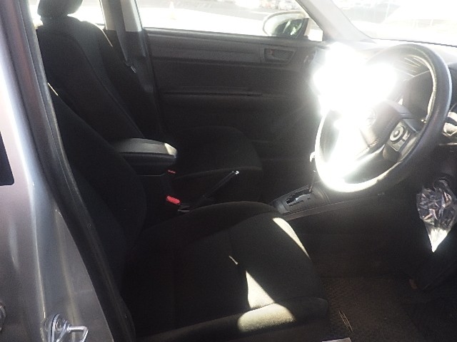 TOYOTA COROLLA AXIO 2017 Image 23