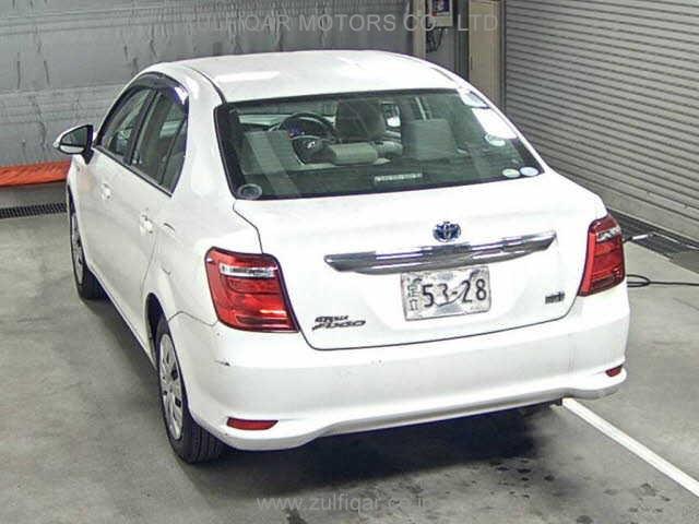 TOYOTA COROLLA AXIO 2016 Image 2