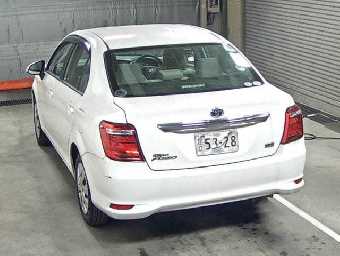 TOYOTA COROLLA AXIO 2016 Image 2