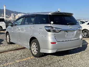 TOYOTA WISH 2017 Image 16