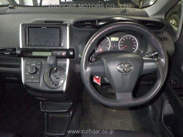 TOYOTA WISH 2017 Image 6