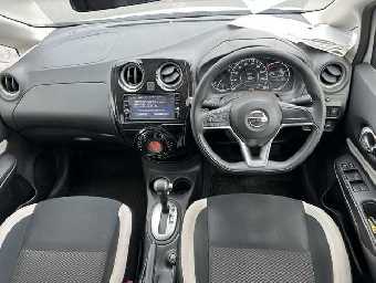 NISSAN NOTE 2017 Image 19