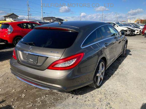 MERCEDES BENZ CLS CLASS 2014 Image 5