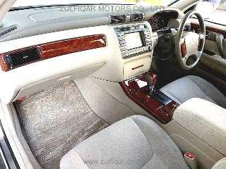 TOYOTA CROWN 1999 Image 3