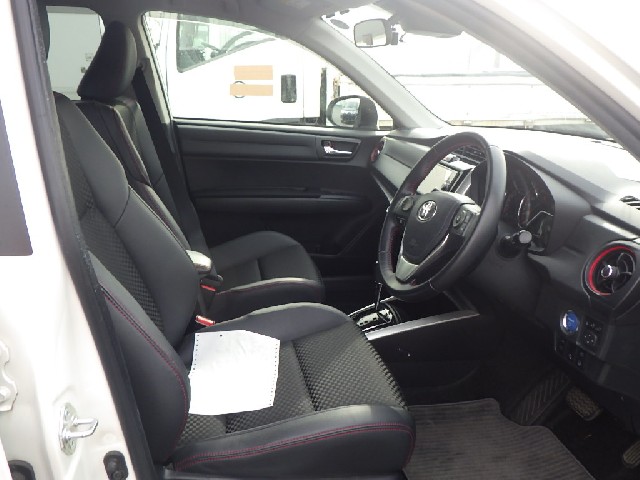 TOYOTA COROLLA FIELDER 2017 Image 19