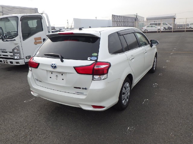 TOYOTA COROLLA FIELDER 2017 Image 28