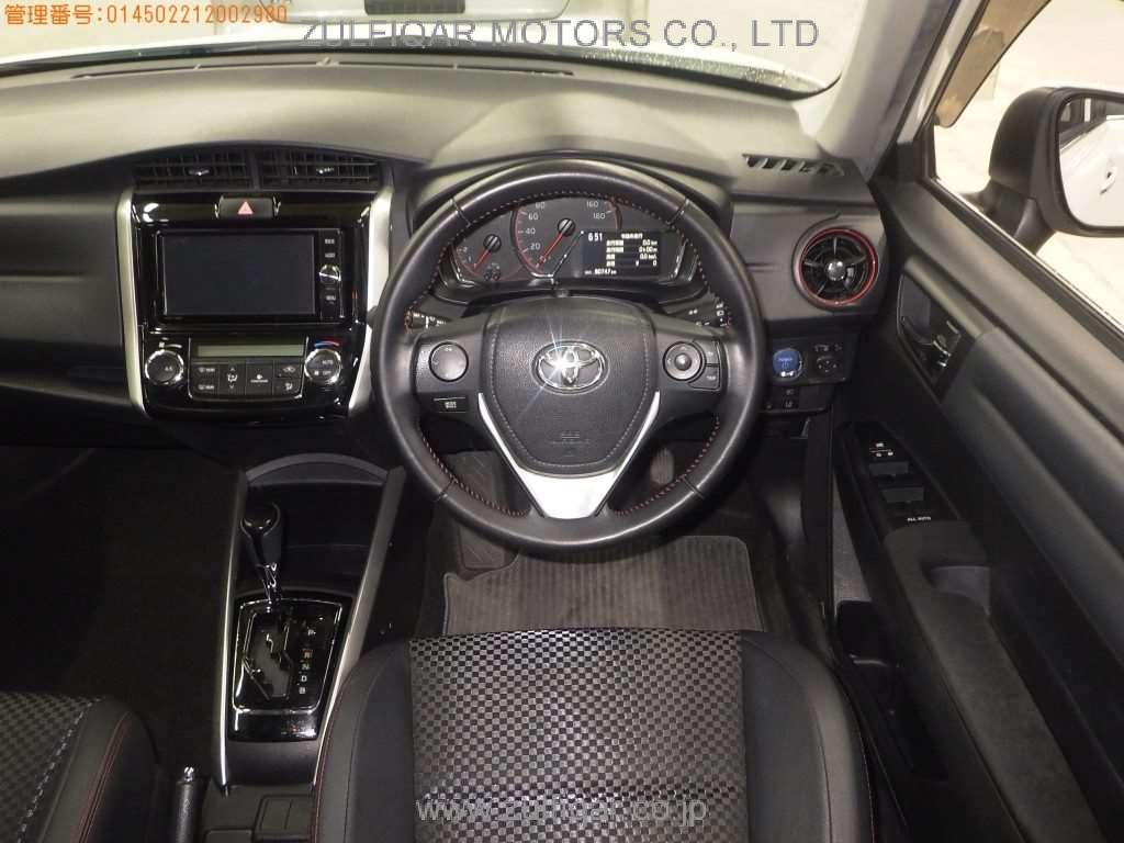 TOYOTA COROLLA FIELDER 2017 Image 6