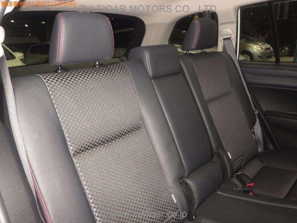 TOYOTA COROLLA FIELDER 2017 Image 7