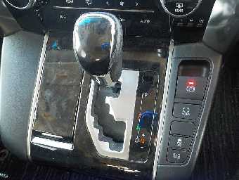 TOYOTA ALPHARD 2019 Image 11