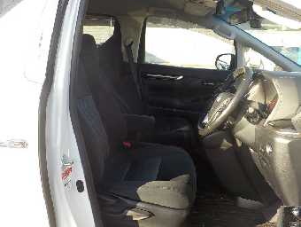 TOYOTA ALPHARD 2019 Image 13