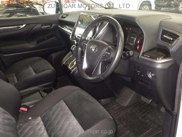 TOYOTA ALPHARD 2019 Image 5
