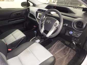 TOYOTA AQUA 2014 Image 5