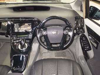 TOYOTA PRIUS 2010 Image 6