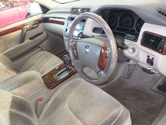 TOYOTA CROWN 2001 Image 5