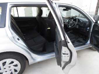 TOYOTA COROLLA FIELDER 2017 Image 11