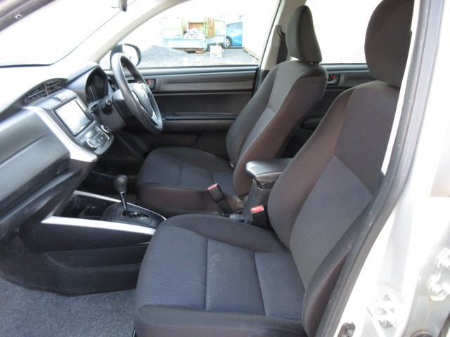 TOYOTA COROLLA FIELDER 2017 Image 20