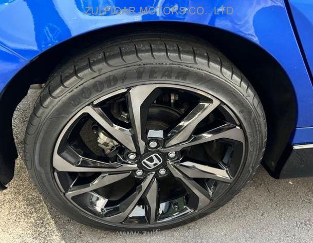 HONDA CIVIC 2019 Image 12