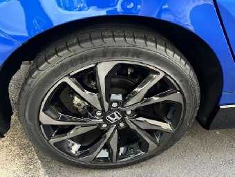 HONDA CIVIC 2019 Image 12