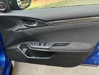 HONDA CIVIC 2019 Image 16