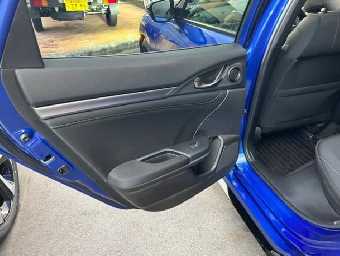 HONDA CIVIC 2019 Image 35