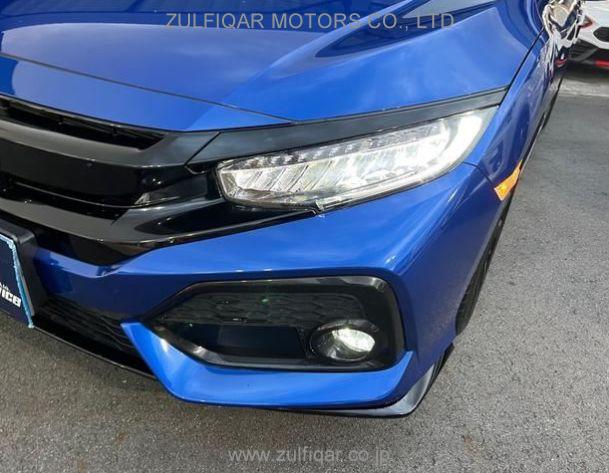 HONDA CIVIC 2019 Image 7