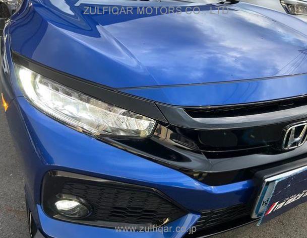 HONDA CIVIC 2019 Image 8